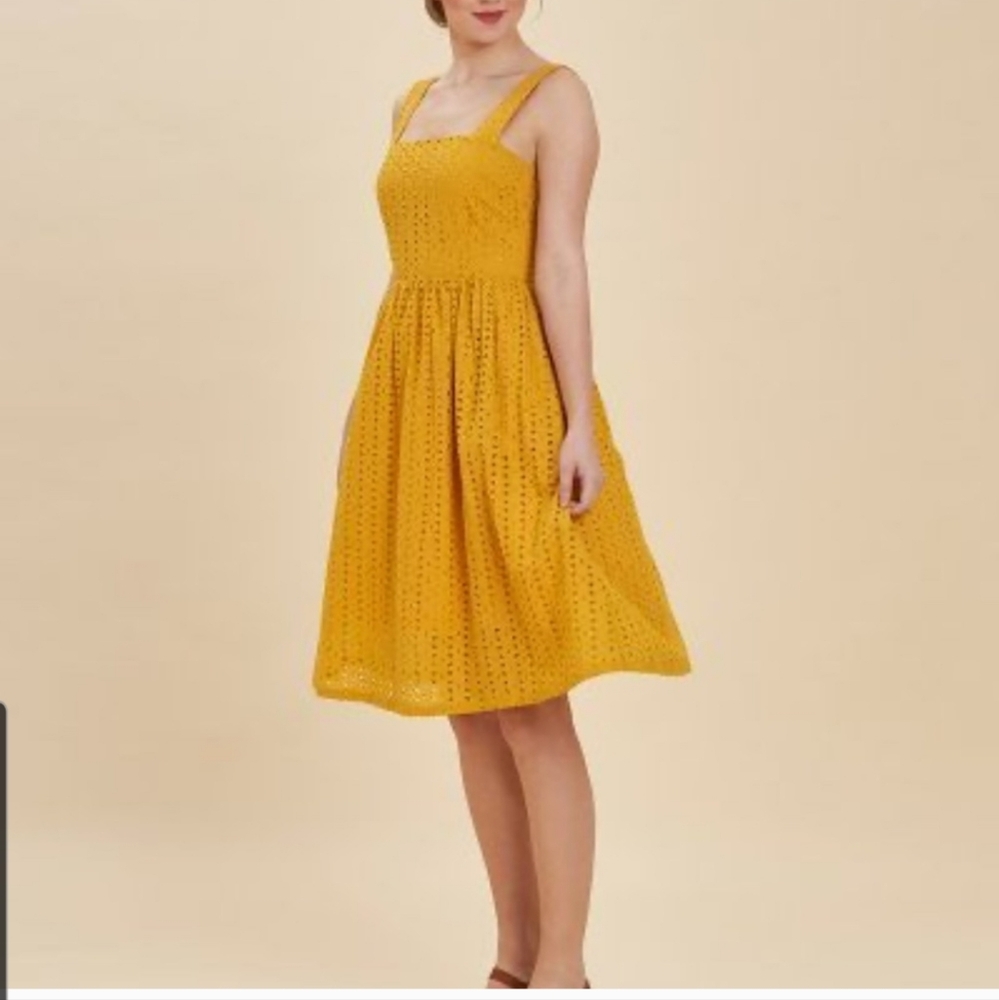 New! Joanie GEMMA Yellow Eyelet Dress